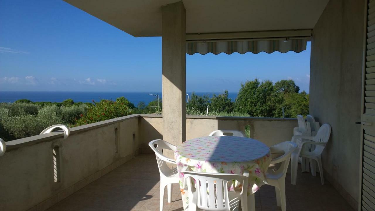 La Scogliera Del Capo Santa Maria (Vibo Valentia) Exterior foto